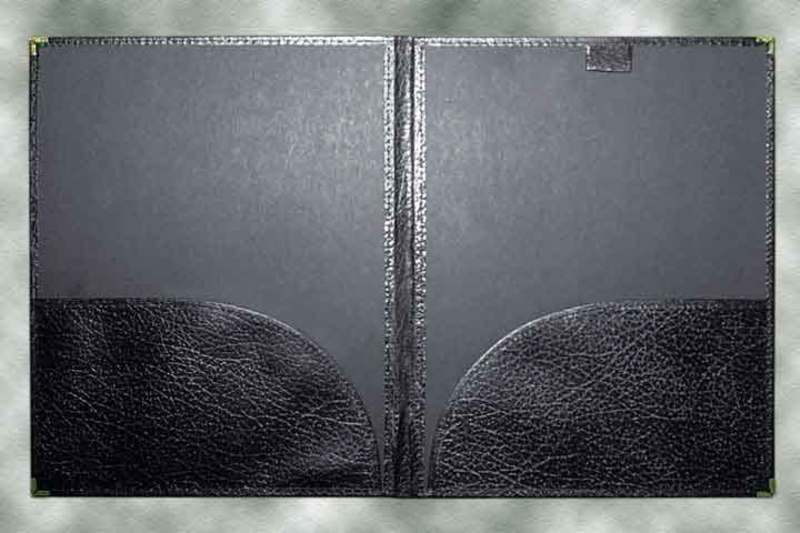 DELUXE BAND FOLIO BOTTOM POCKETS PEN LOOP BLACK